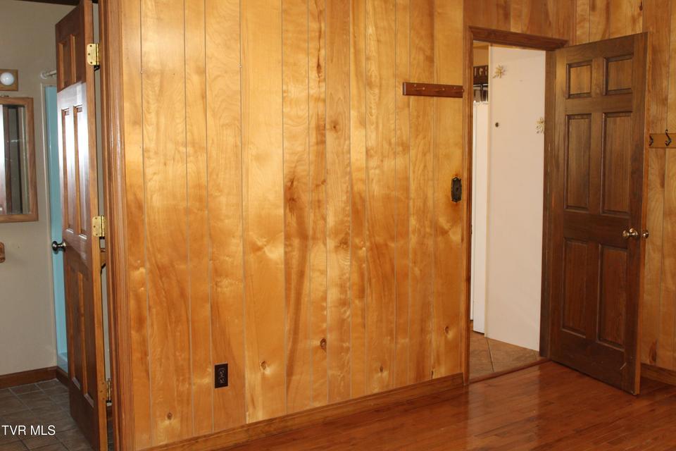 Photo #28: 158 Dryden Heights Drive