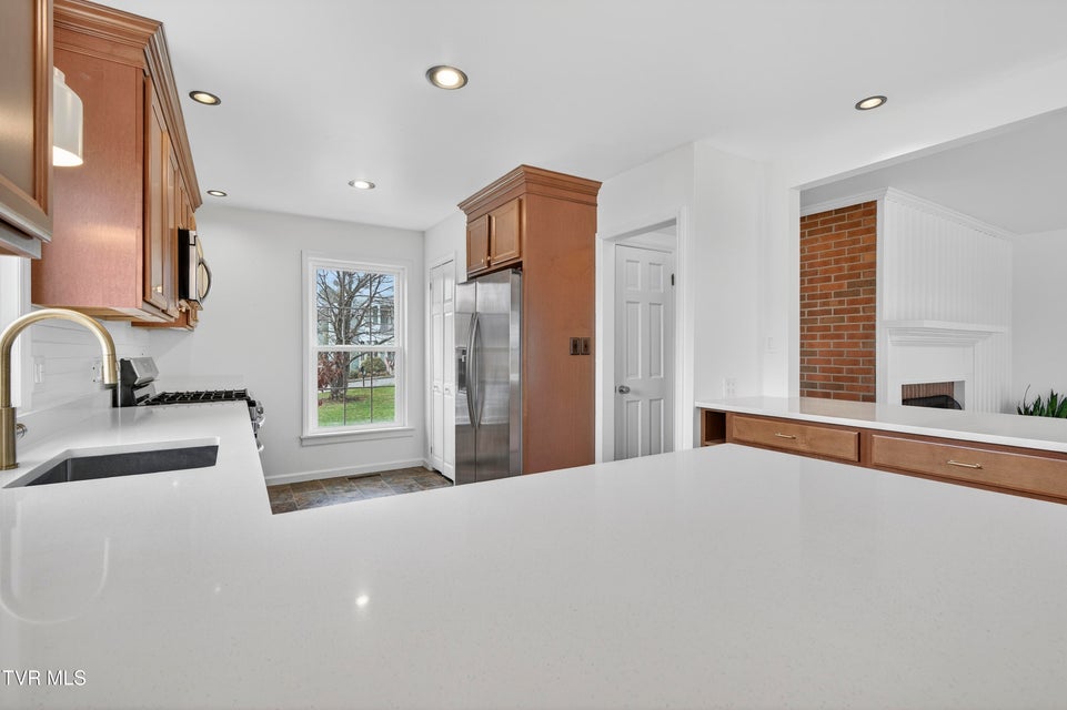 Photo #16: 122 Stonewall Heights