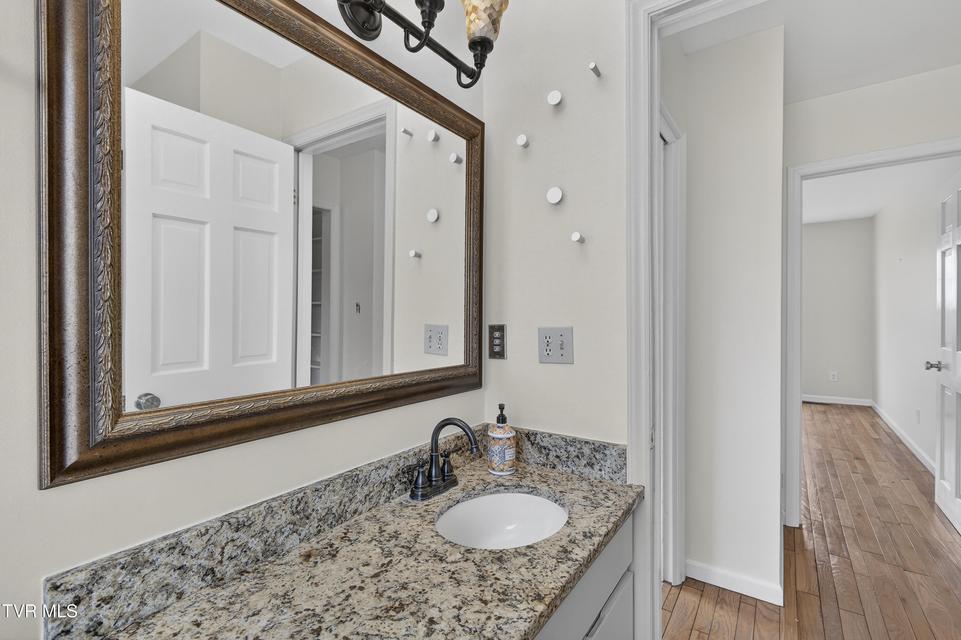 Photo #24: 122 Stonewall Heights