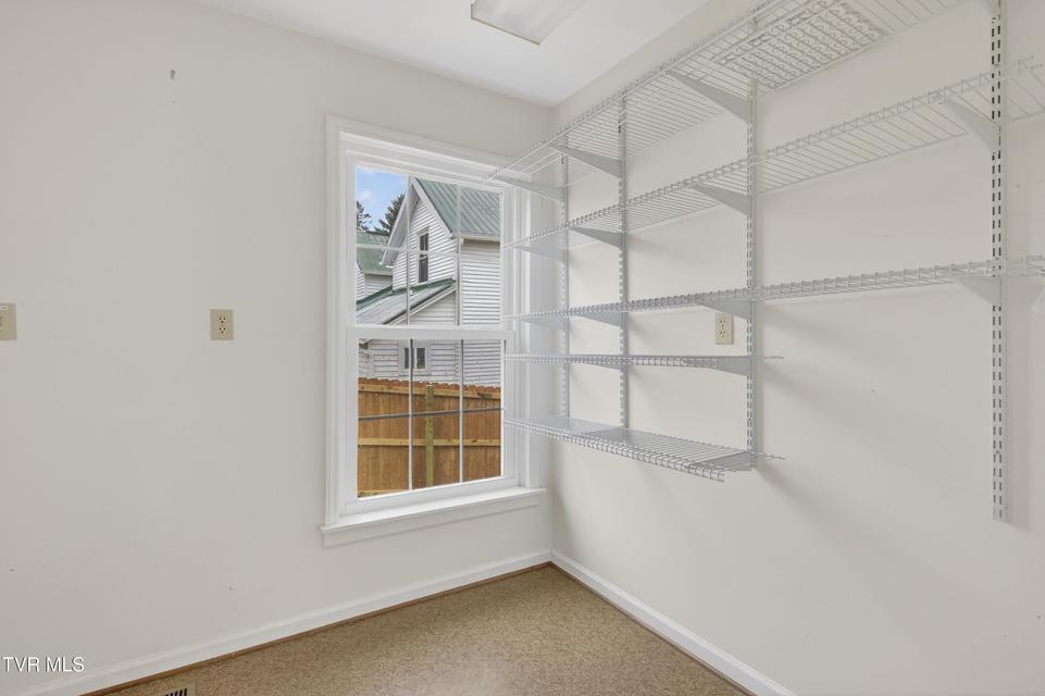 Photo #25: 122 Stonewall Heights