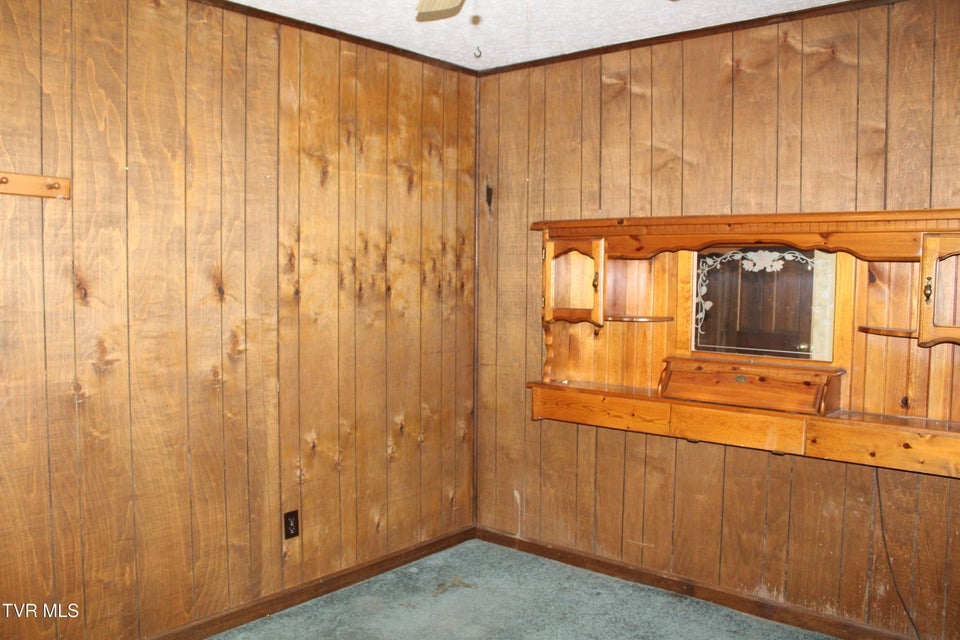 Photo #40: 158 Dryden Heights Drive