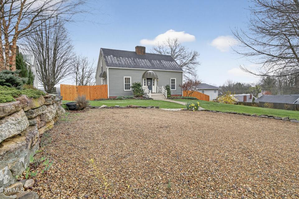 Photo #3: 122 Stonewall Heights