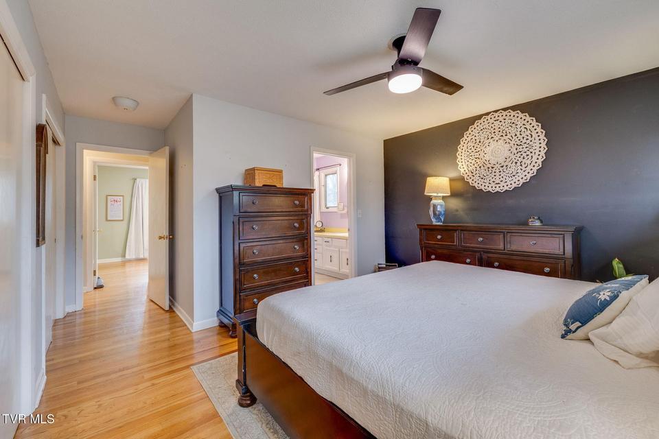 Photo #19: 2113 Sheffield Street