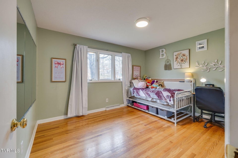 Photo #22: 2113 Sheffield Street