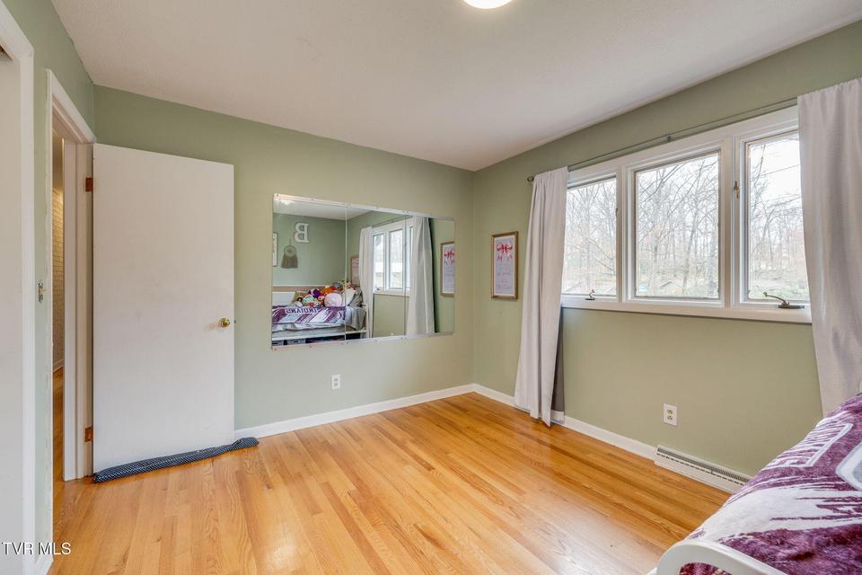 Photo #24: 2113 Sheffield Street