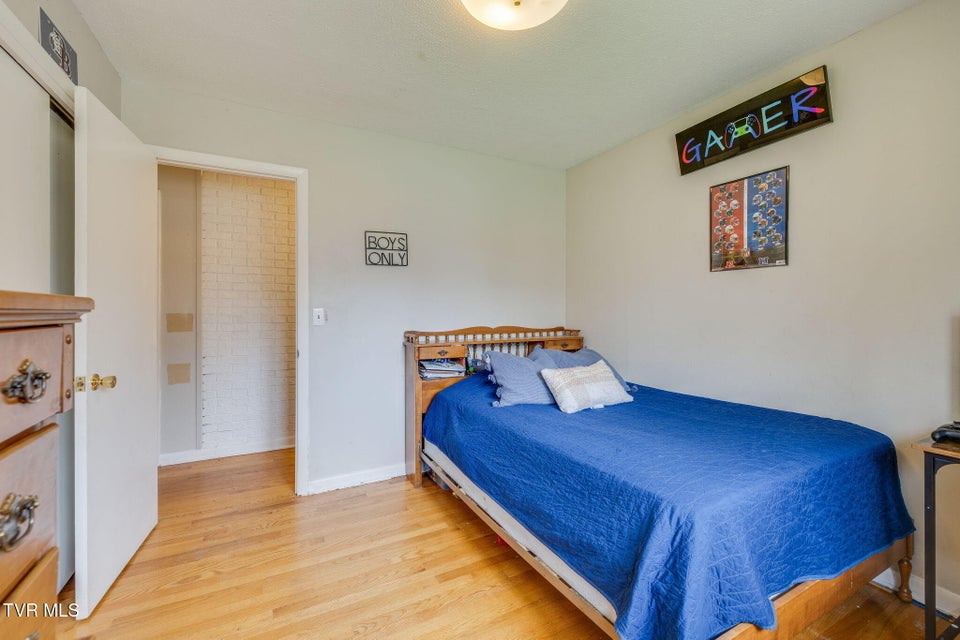 Photo #27: 2113 Sheffield Street