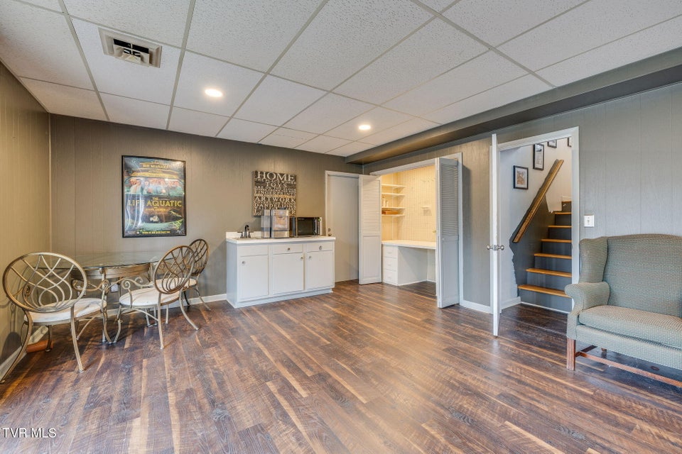 Photo #32: 2113 Sheffield Street