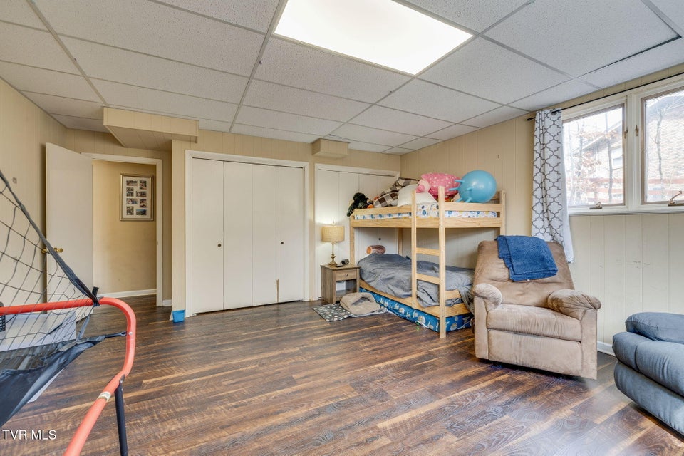 Photo #35: 2113 Sheffield Street