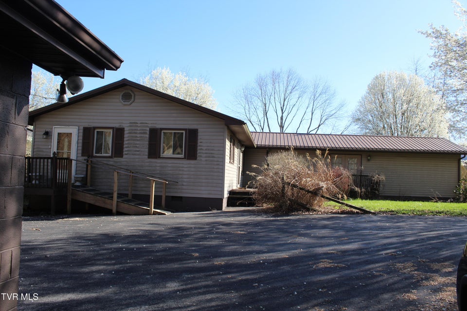 Photo #46: 158 Dryden Heights Drive