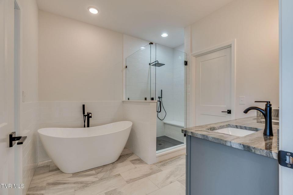 Photo #7: 117 Leedy Lane