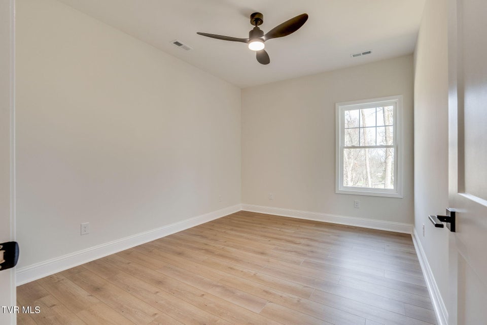 Photo #26: 117 Leedy Lane