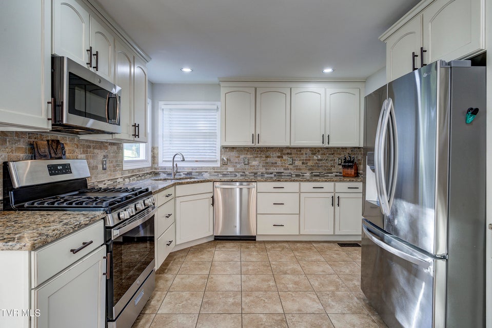 Photo #26: 3424 Berkshire Circle