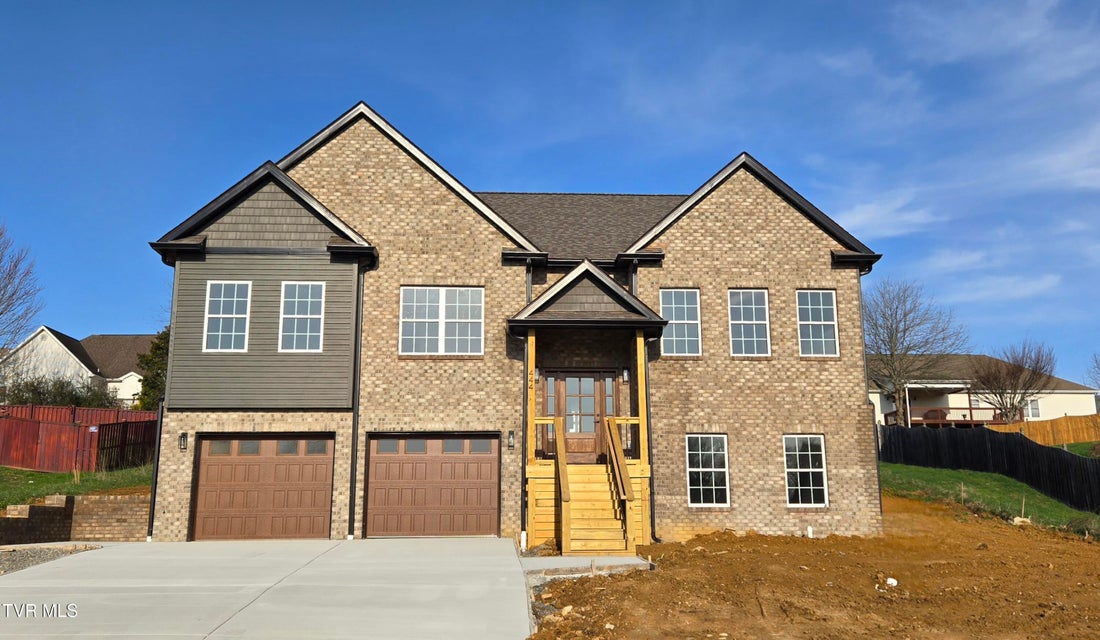 Photo #5: 444 Wyndham Drive