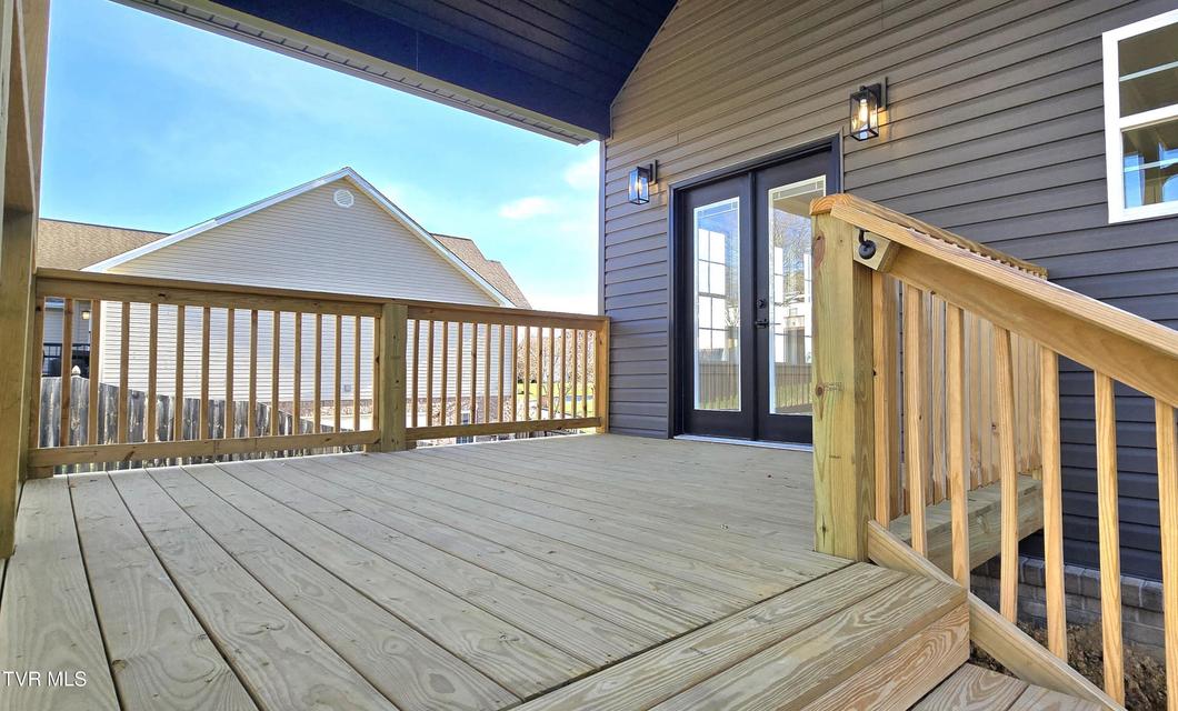 Photo #6: 444 Wyndham Drive