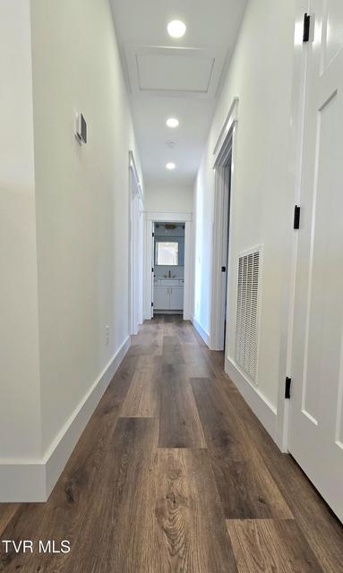 Photo #13: 444 Wyndham Drive