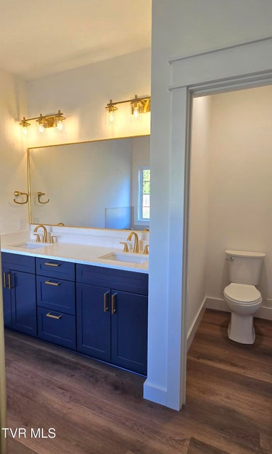 Photo #25: 444 Wyndham Drive