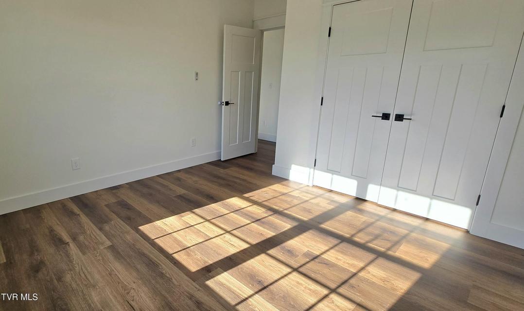 Photo #27: 444 Wyndham Drive