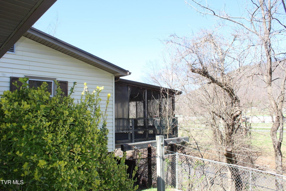 Photo #8: 6284 Us Highway 421 