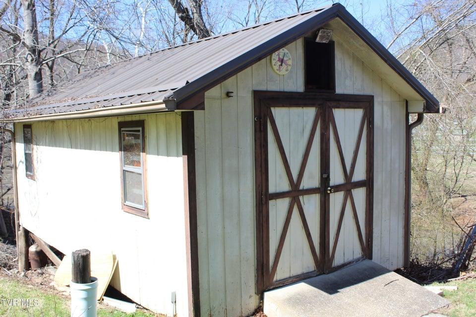 Photo #32: 6284 Us Highway 421 