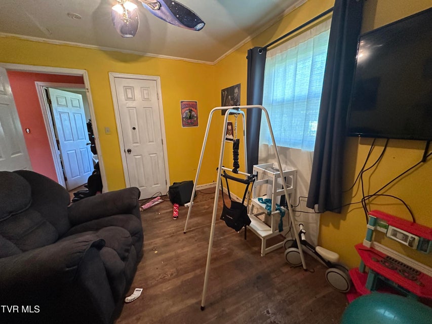 Photo #10: 315 Alpine Loop