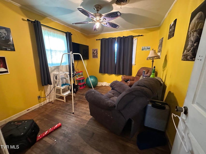 Photo #11: 315 Alpine Loop