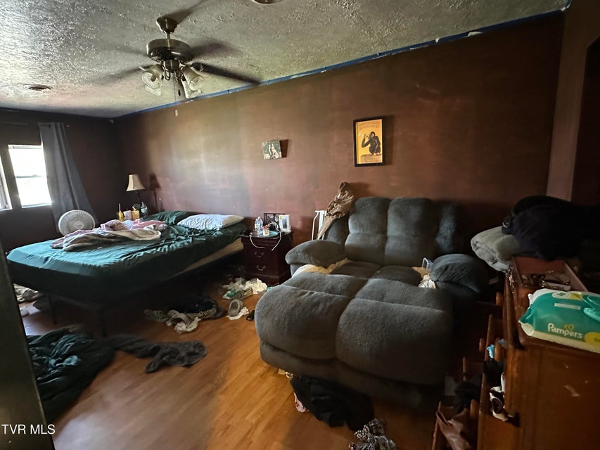 Photo #13: 315 Alpine Loop