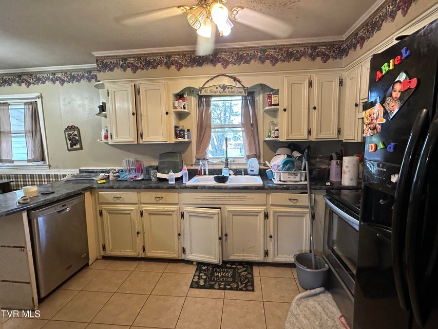 Photo #5: 315 Alpine Loop