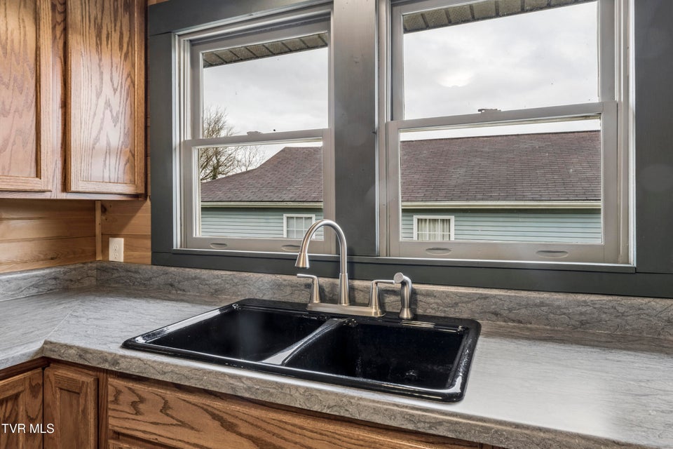 Photo #13: 364 Lynn Avenue