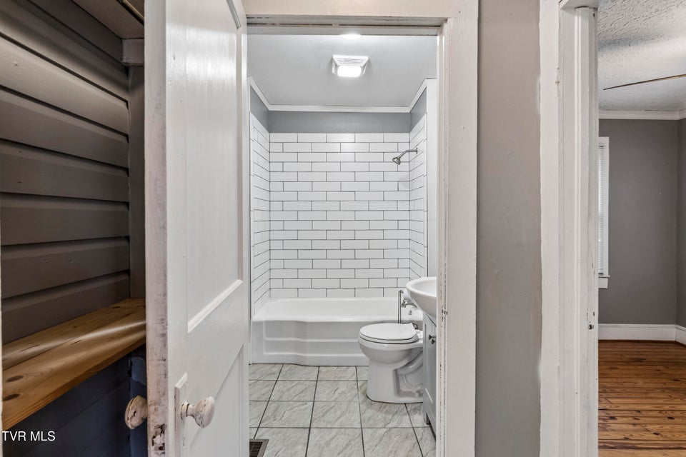 Photo #15: 364 Lynn Avenue