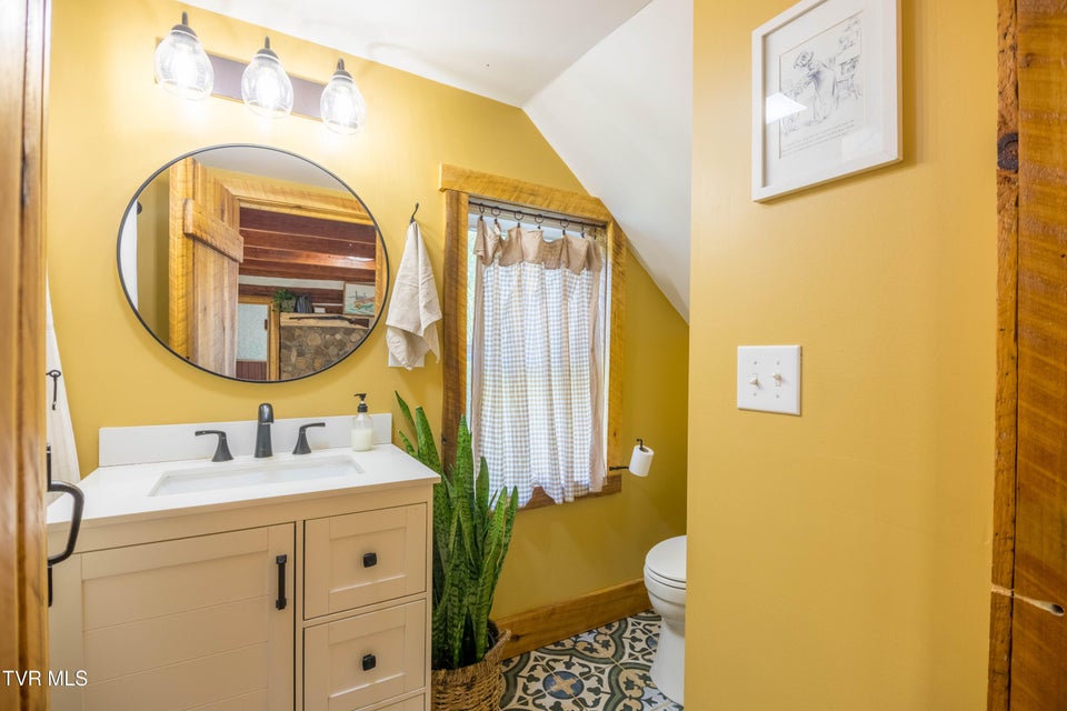 Photo #7: 815 Water Fork Road