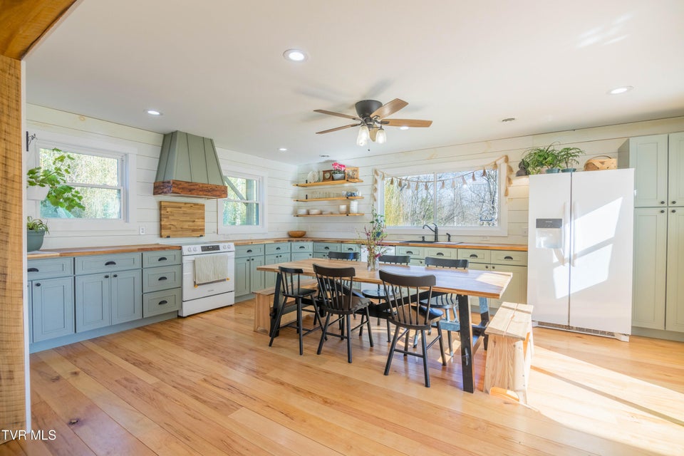 Photo #9: 815 Water Fork Road