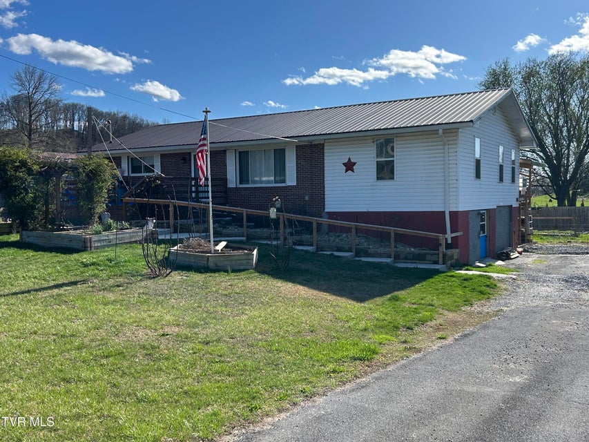 Photo #4: 30 Deerfoot Lane