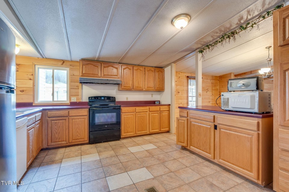 Photo #16: 11084 Stanley Valley Road