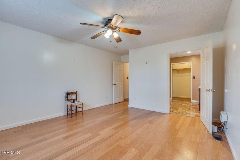 Photo #23: 11084 Stanley Valley Road