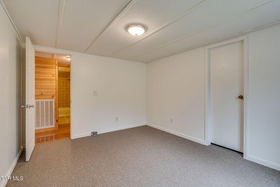 Photo #29: 11084 Stanley Valley Road