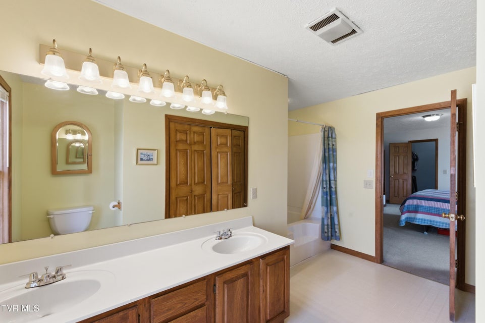 Photo #28: 249 Mosswood Lane