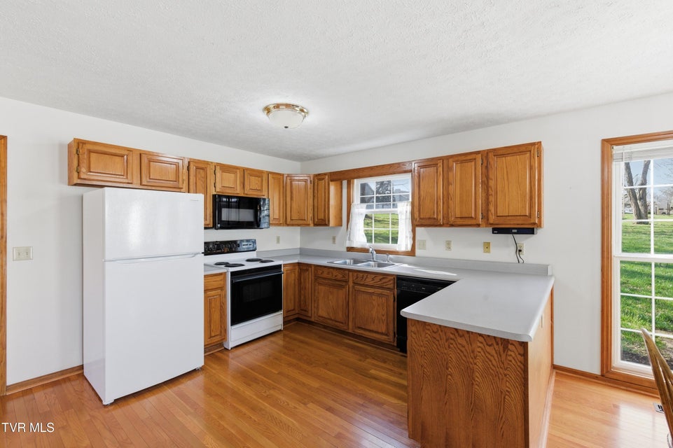 Photo #10: 249 Mosswood Lane