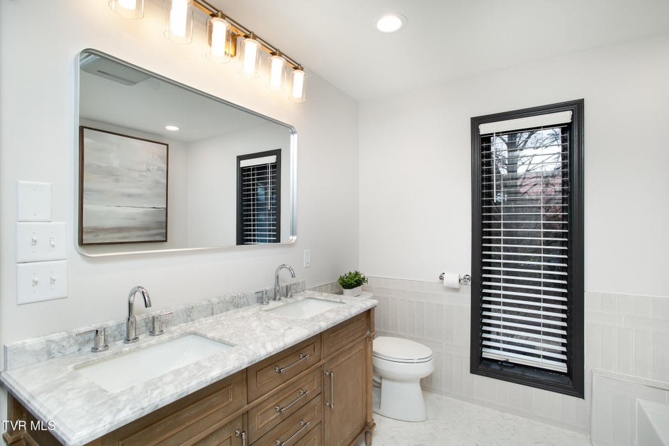 Photo #26: 428 Moody Drive