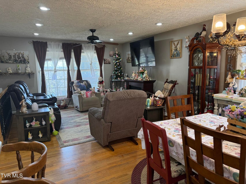 Photo #19: 952 Afton Street