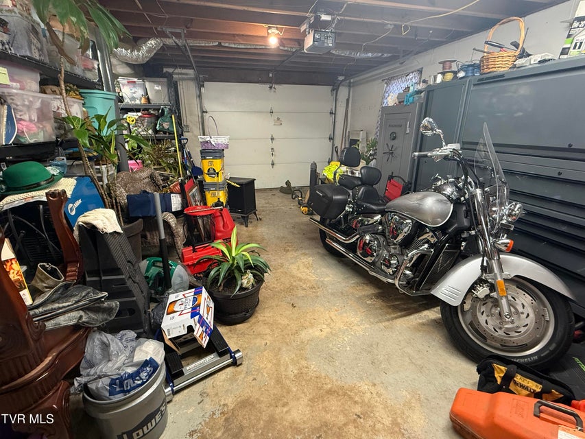 Photo #32: 952 Afton Street