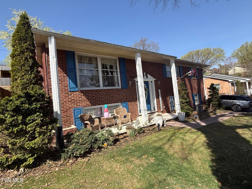 Photo #34: 952 Afton Street