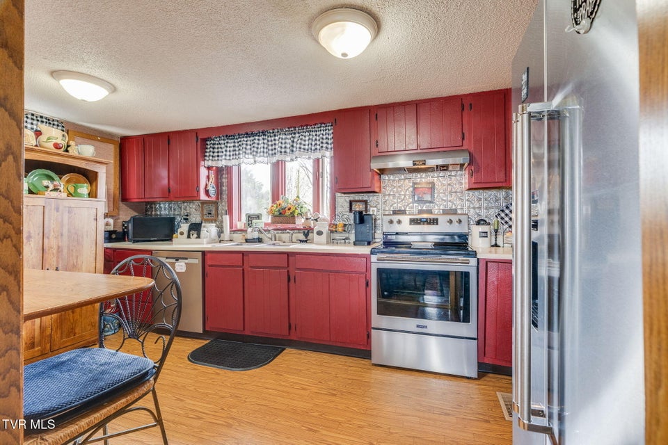 Photo #13: 1138 Main Street