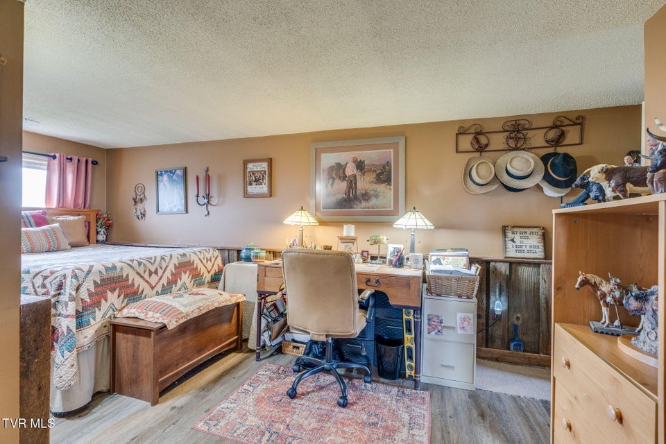 Photo #27: 1138 Main Street