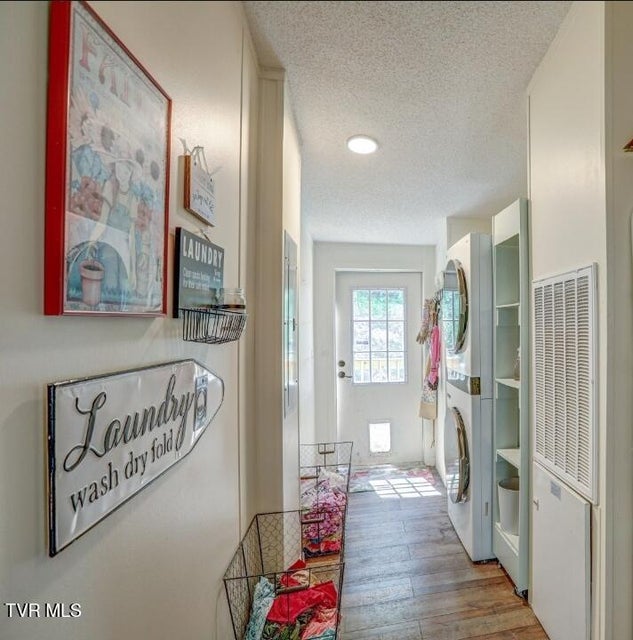 Photo #30: 356 Lories Lane