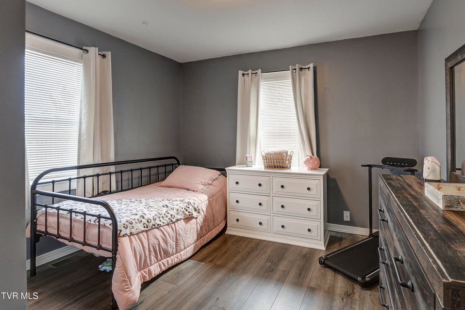 Photo #19: 809 Birch Street