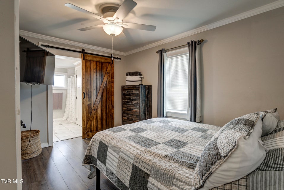 Photo #12: 809 Birch Street