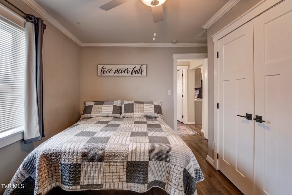 Photo #13: 809 Birch Street