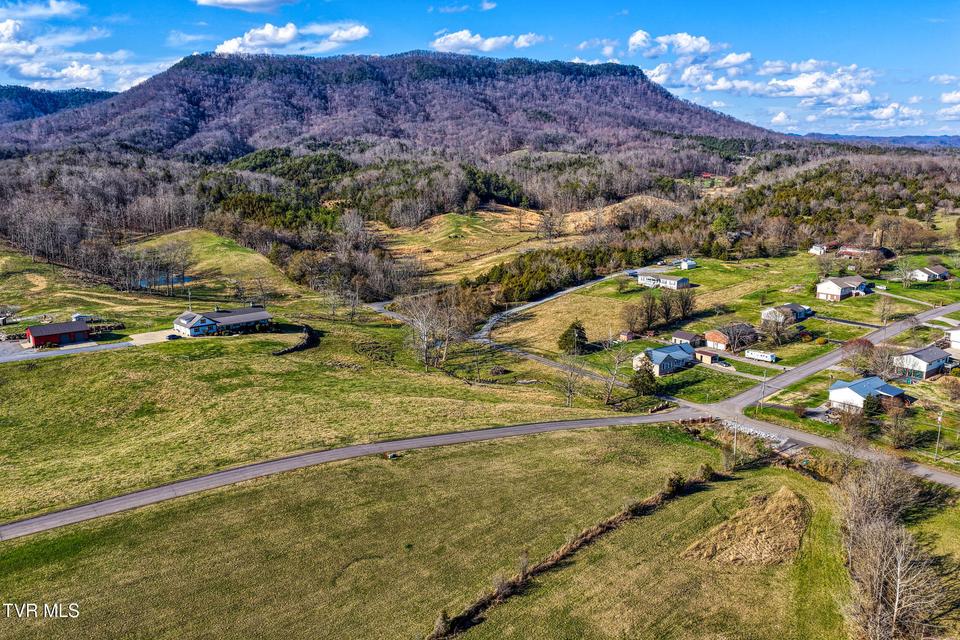 Photo #7: Tbd3 Dawn Lane