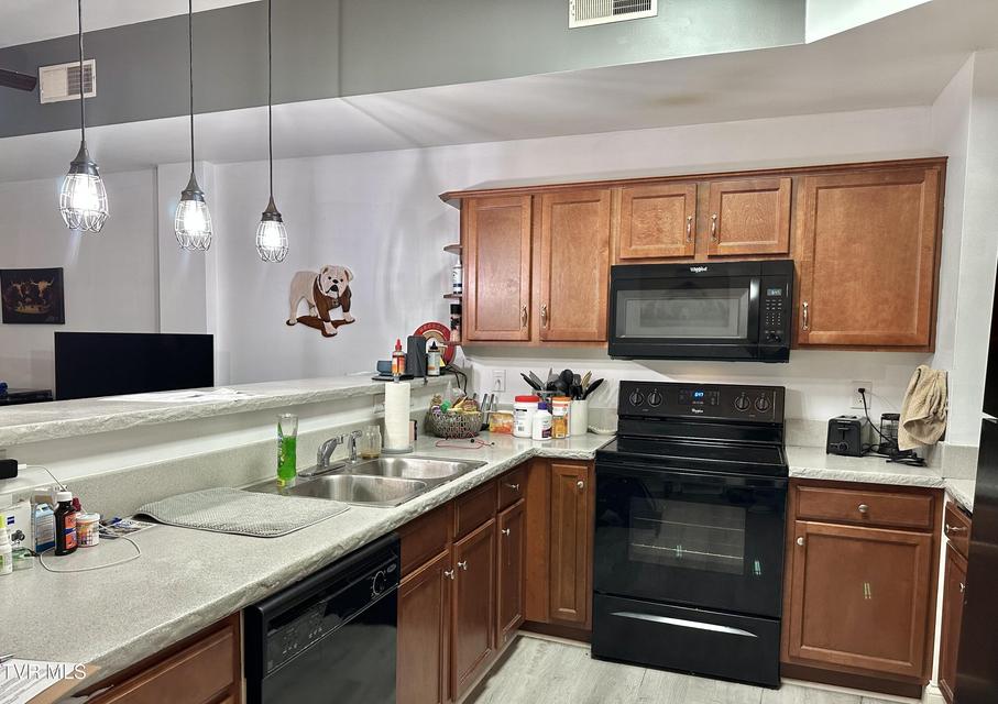 Photo #2: 116 Tipton Street