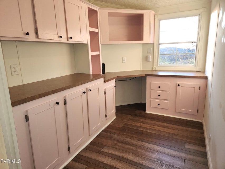 Photo #34: 356 Lories Lane